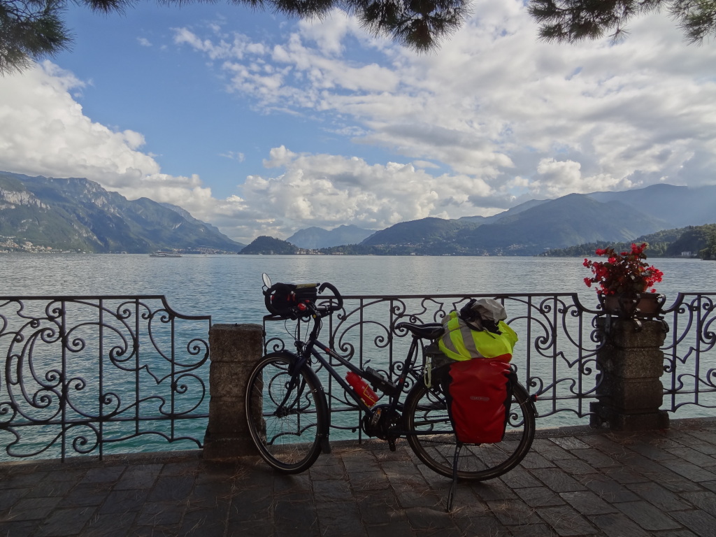 Lacs italiens région vélo