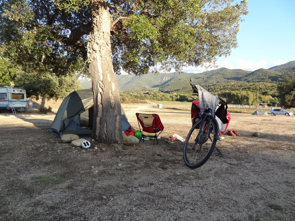 Camping voyage à vélo en Corse