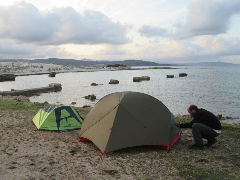 camping sauvage Capo Comino Sardaigne